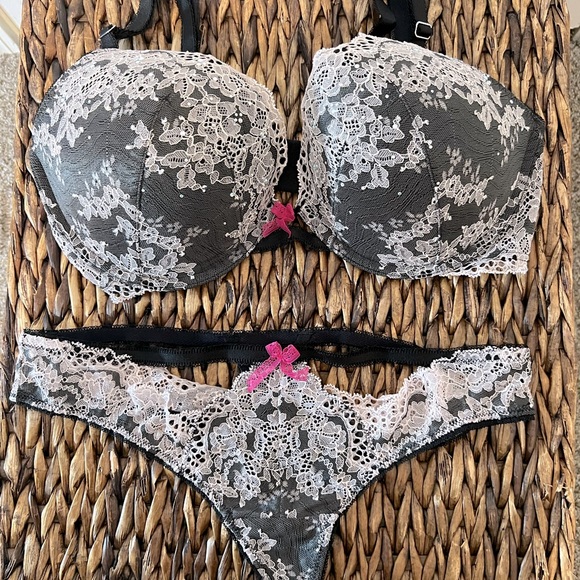 Victoria's Secret Other - VICTORIA’S SECRET Dream Angel Push Up Bra and Matching Panty Set - 💕 34DD & Med